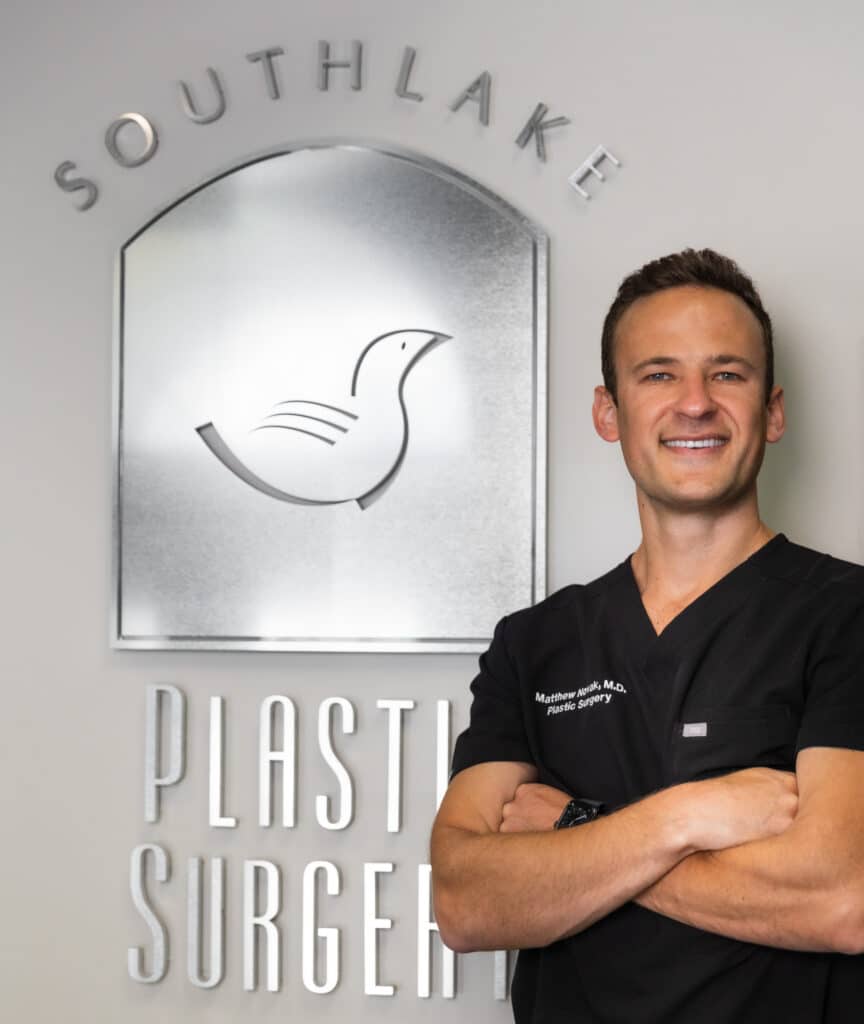 Southlake-Plastic-Surgery-Dr.-Novak-Headshots-w-Sign-2942
